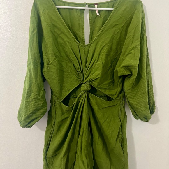 Green Cutout Romper - Picture 4 of 4